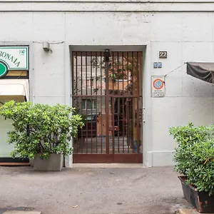 https://anna-e-tino-flexyrent-apartment.it-lombardy.com